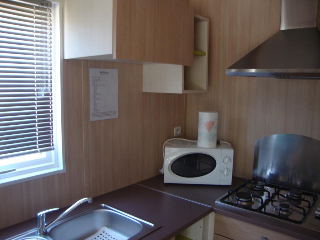 Camping Residence Chalet La Pomposa Terrazzoni Bonifacio  Værelse billede